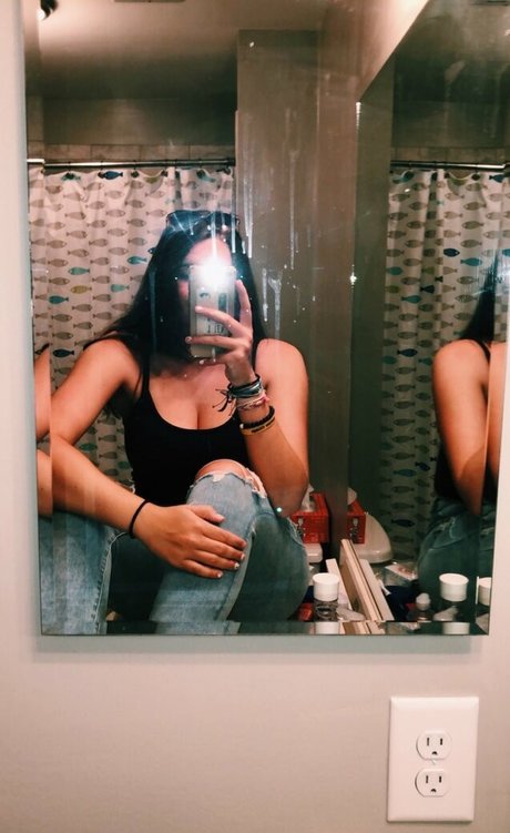 Naken läckt OnlyFans-bild av Hannah V
