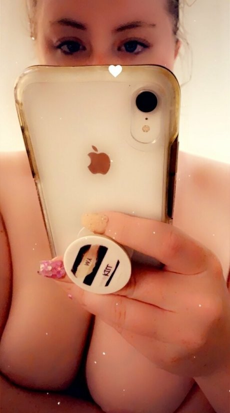 Nahá fotka uniklých OnlyFans od Alassska