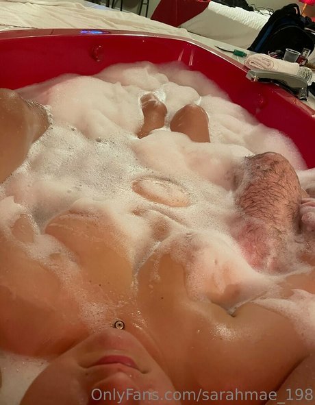Naakte gelekte OnlyFans-foto van Sarahmae198