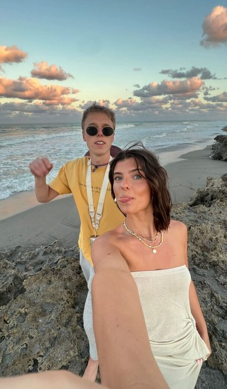 Schlenker Sisters