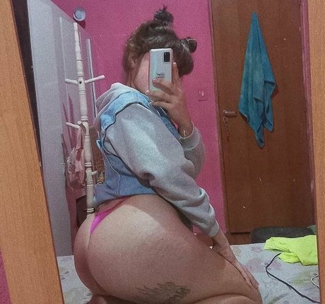 Nøgent lækket OnlyFans-billede af Sabrina Sammy