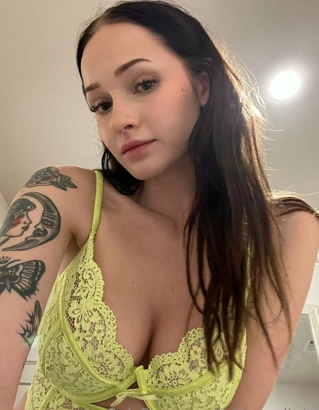 Naakte gelekte OnlyFans-foto van Tiddyvaultvip