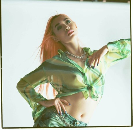 Rina Sawayama