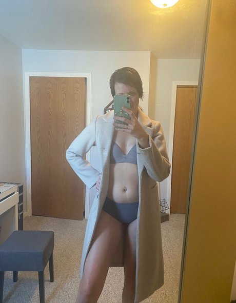 Foto desnuda filtrada de OnlyFans de Mrsveronica