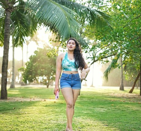 Nimesha Jayarathne