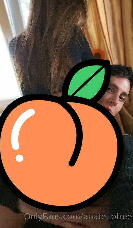 Nahá fotka uniklých OnlyFans od Anatetiofree