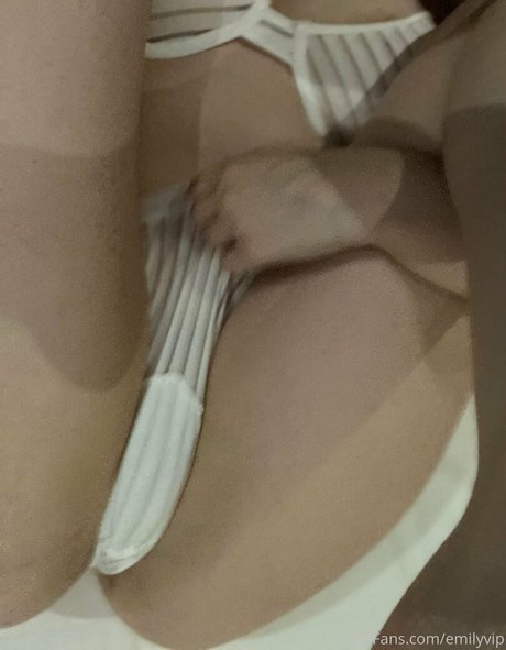 Emilyvip