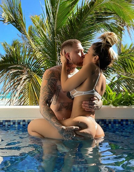Nahá fotka uniklých OnlyFans od Alexandkellz