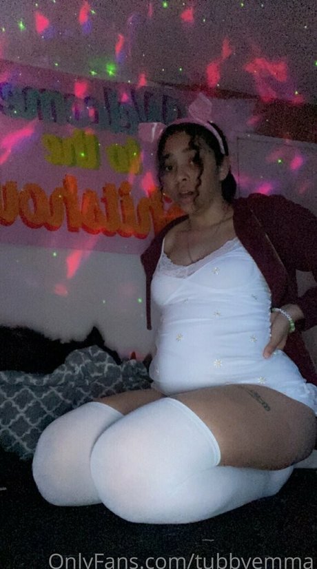 Foto desnuda filtrada de OnlyFans de Tubbyemma