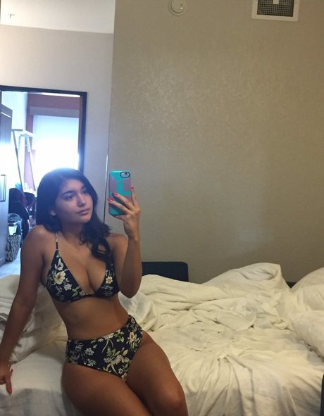 Chloe Medina