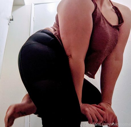 Nahá fotka uniklých OnlyFans od Mildmotha