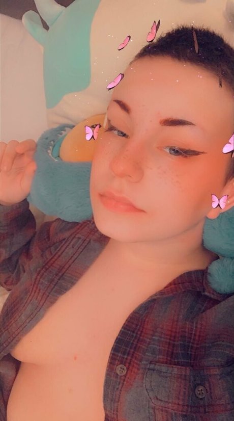 Naken lekkede OnlyFans-bilde av Arsonistdreams