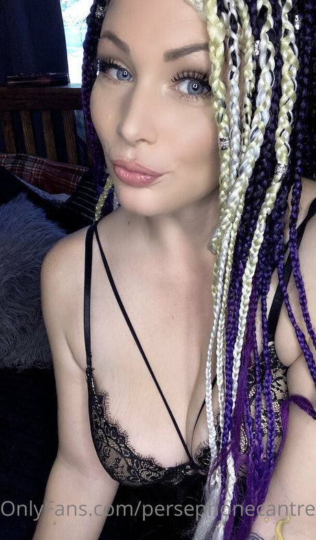Naken läckt OnlyFans-bild av Persephonecantrelle