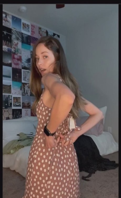 Cait Del Mar