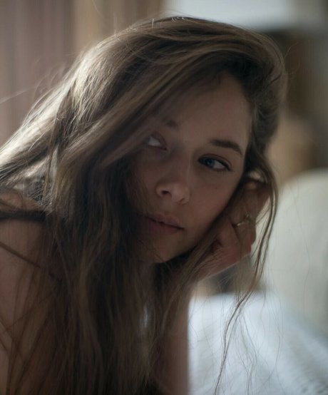 Cait Del Mar
