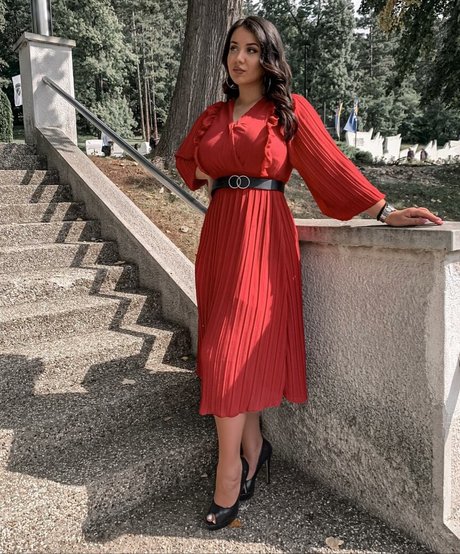 Emina Jahi