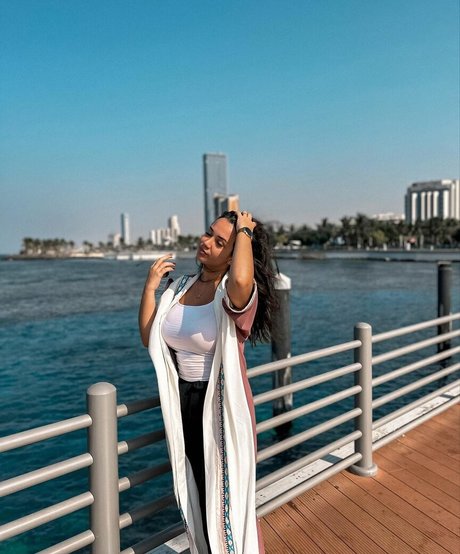 Emina Jahi