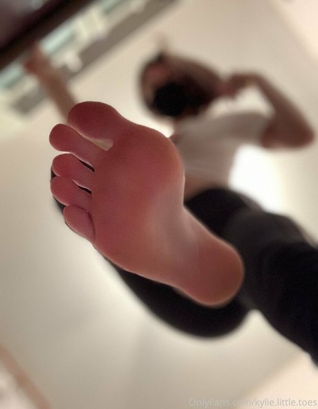 Kylielittletoes OnlyFans泄露裸照